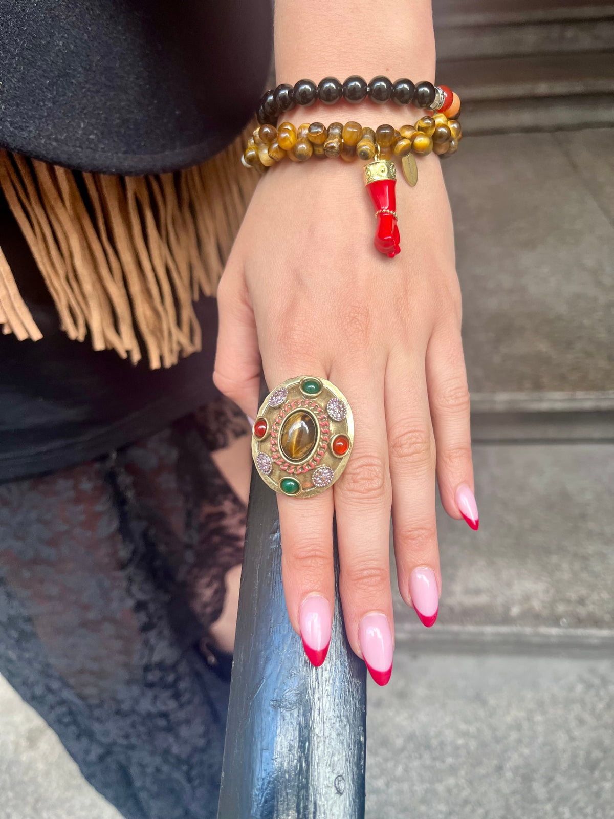 Tiger’s Eye Protection Bracelet with Red Mano Cornuto Charm – Strength, Courage & Evil Eye Protection