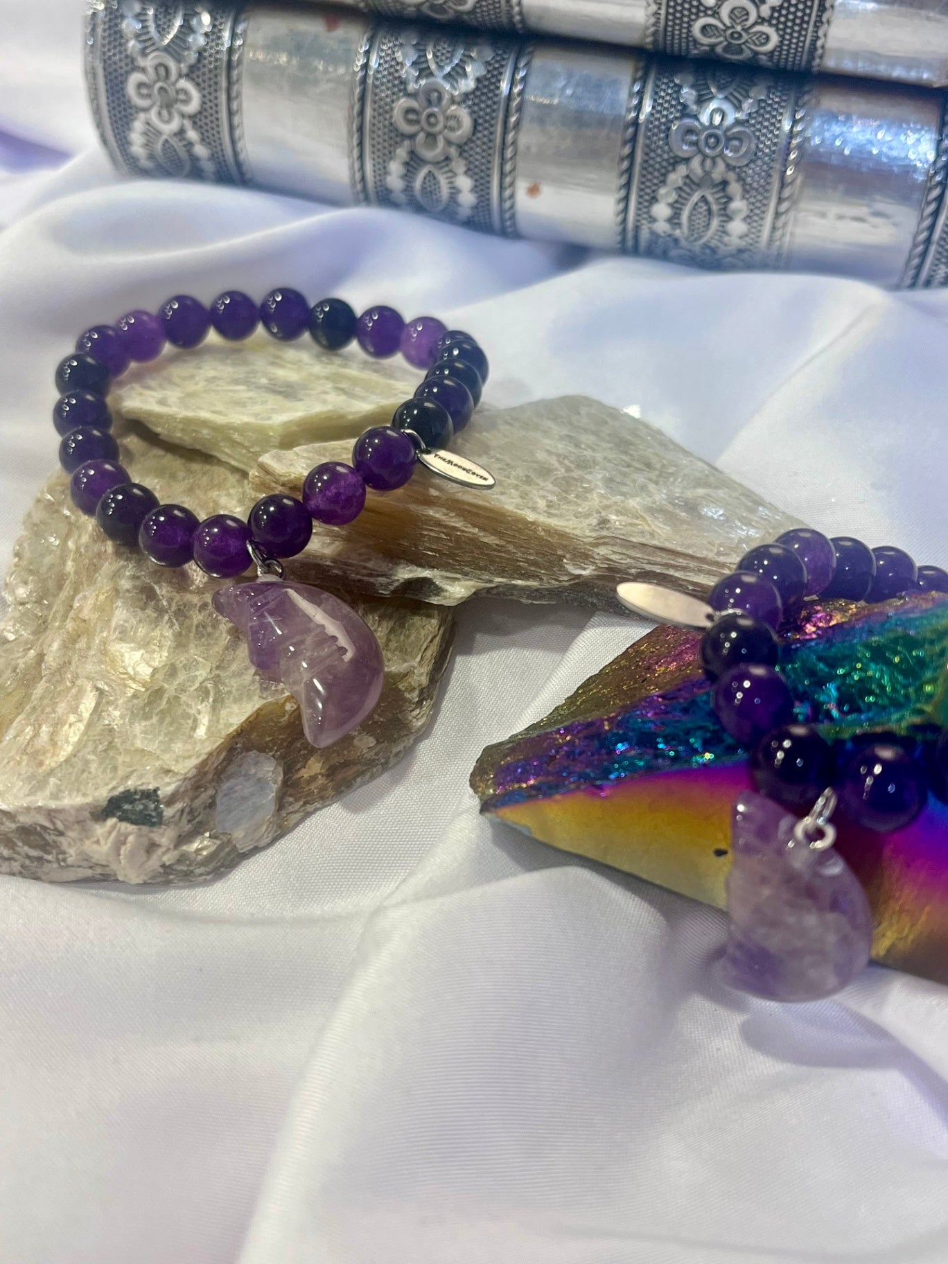 Amethyst Moon Bracelet – Protection, Intuition & Calm Energy