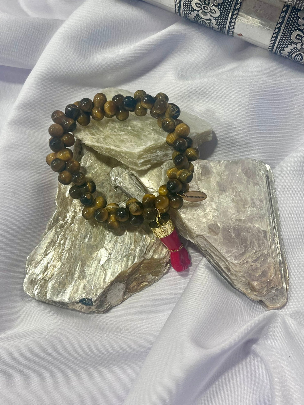 Tiger’s Eye Protection Bracelet with Red Mano Cornuto Charm – Strength, Courage & Evil Eye Protection
