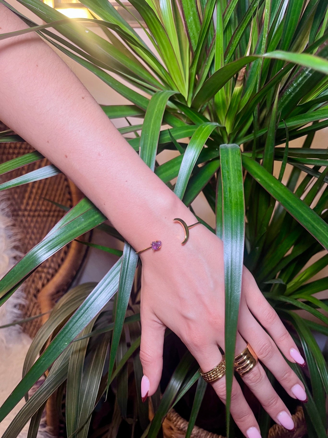 Amethyst Crescent Moon Cuff – Intuition, Calm & Feminine Energy