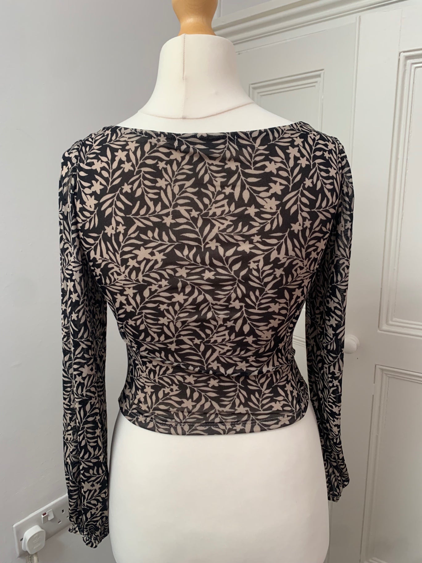 almost famous floral top 