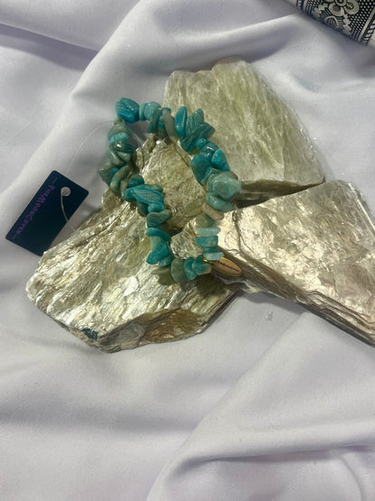 🌊 Amazonite Crystal Chip Stretch Bracelet