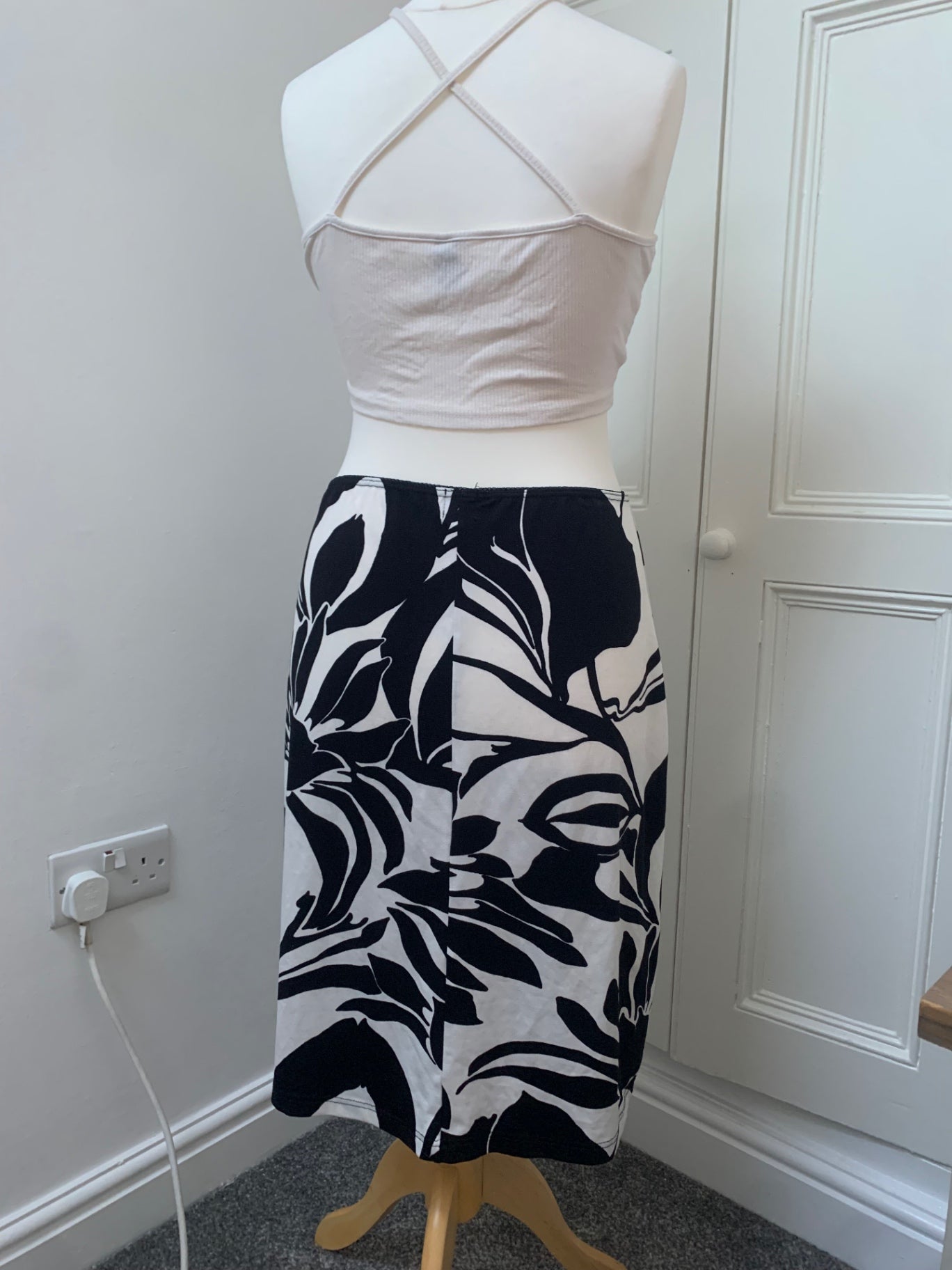 white & black floral midi skirt