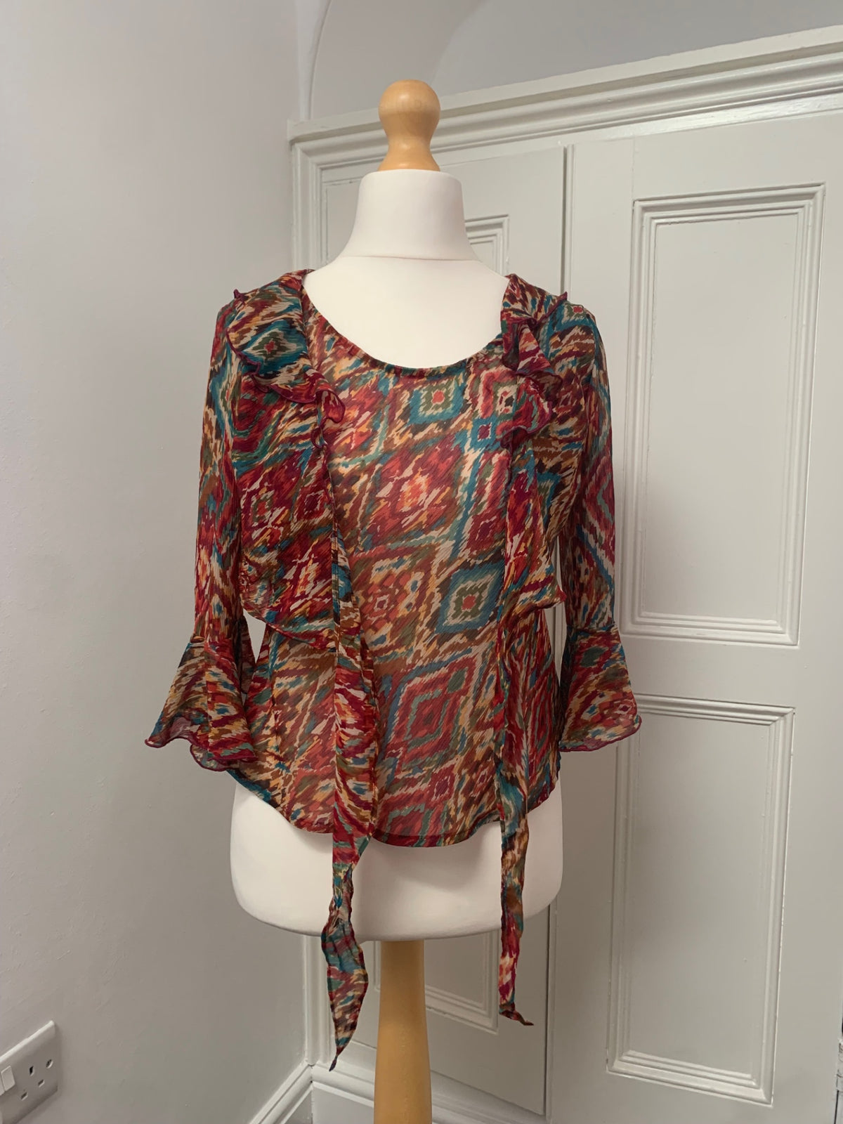 colourful matching top & cardigan