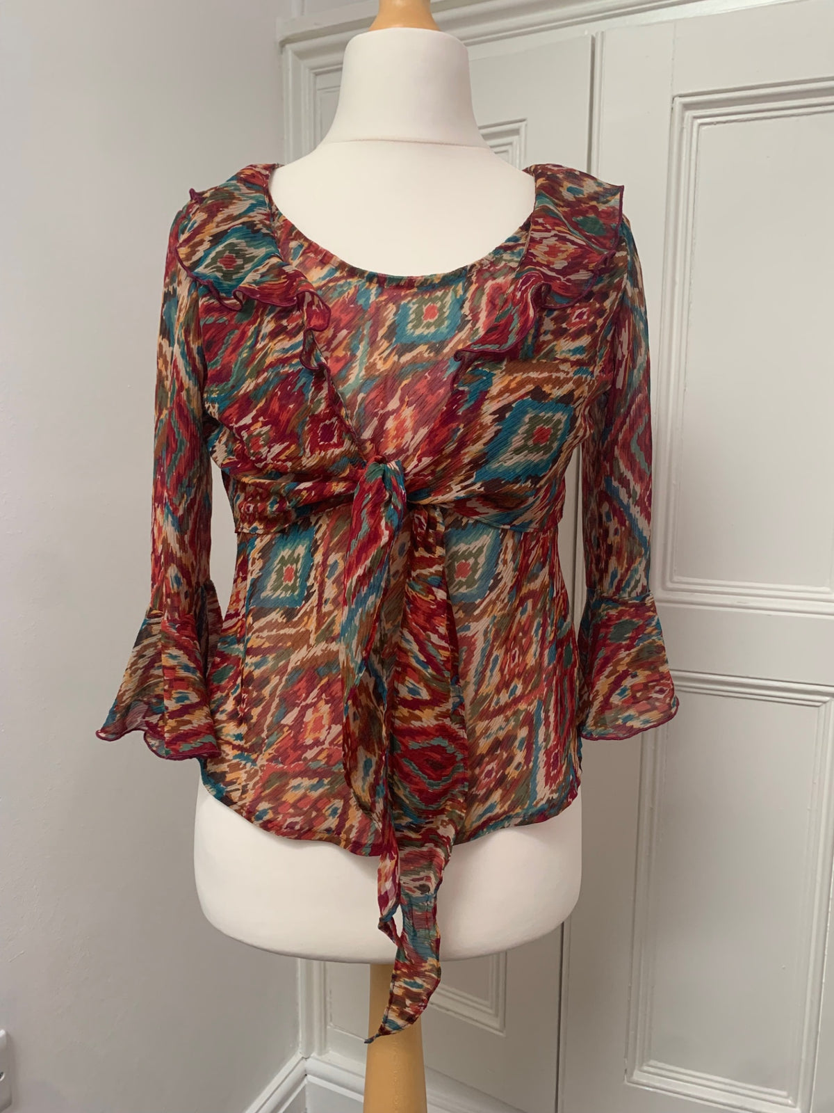 colourful matching top & cardigan