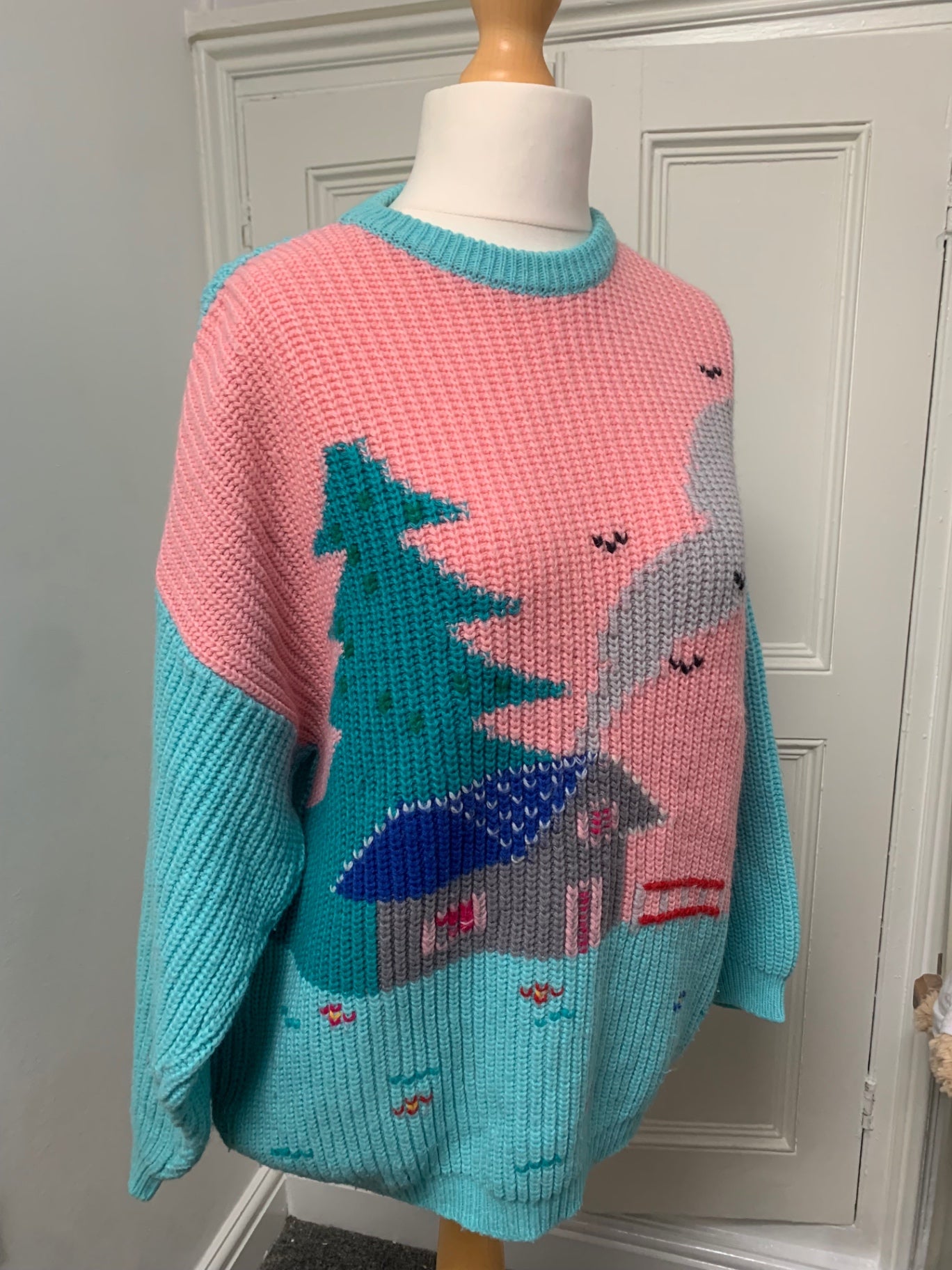 italian vintage winter scenery jumper