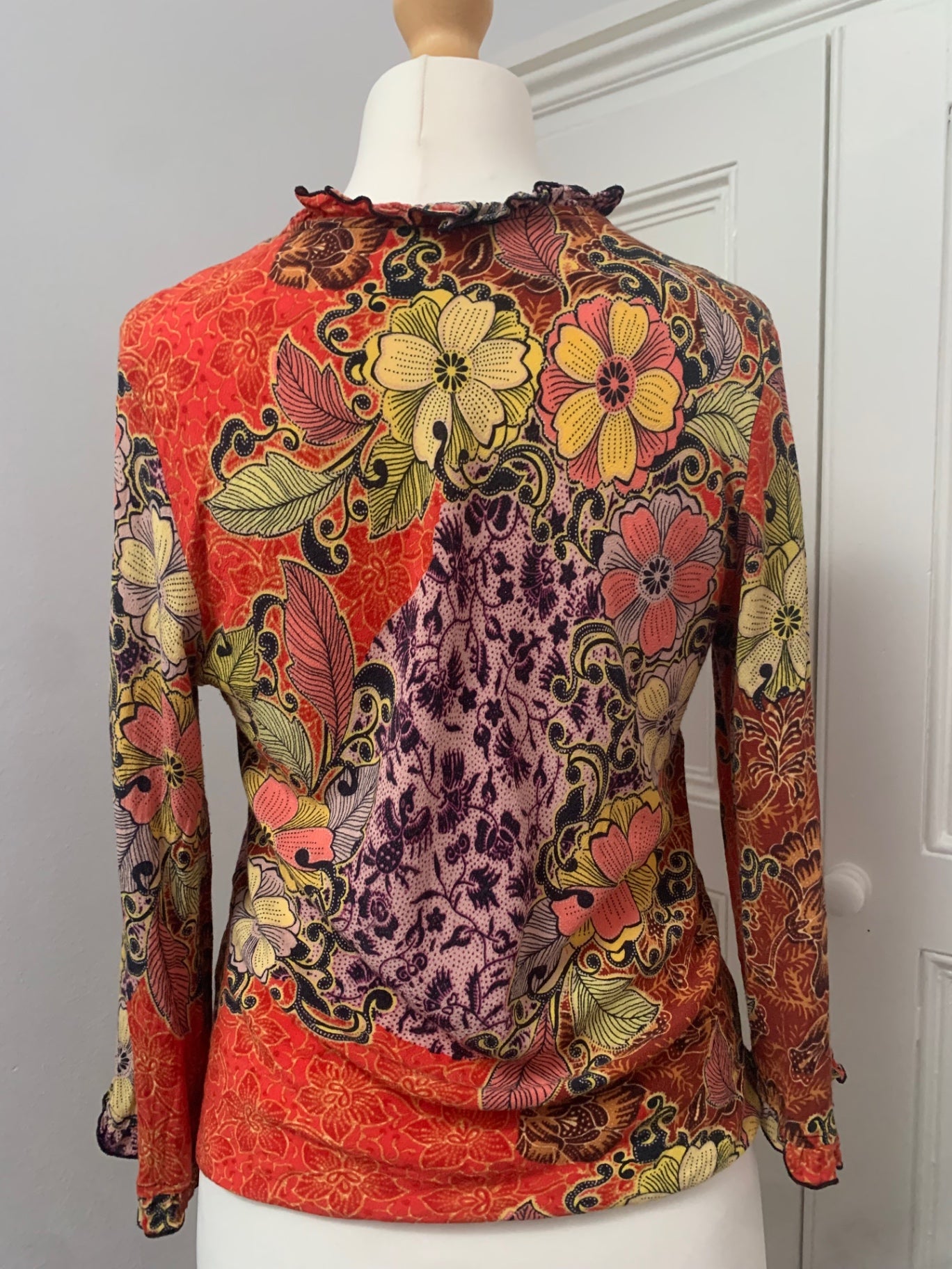 colourful floral ruffle collar top