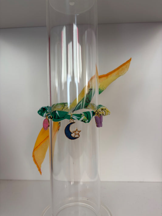 Bandana charm bracelet 