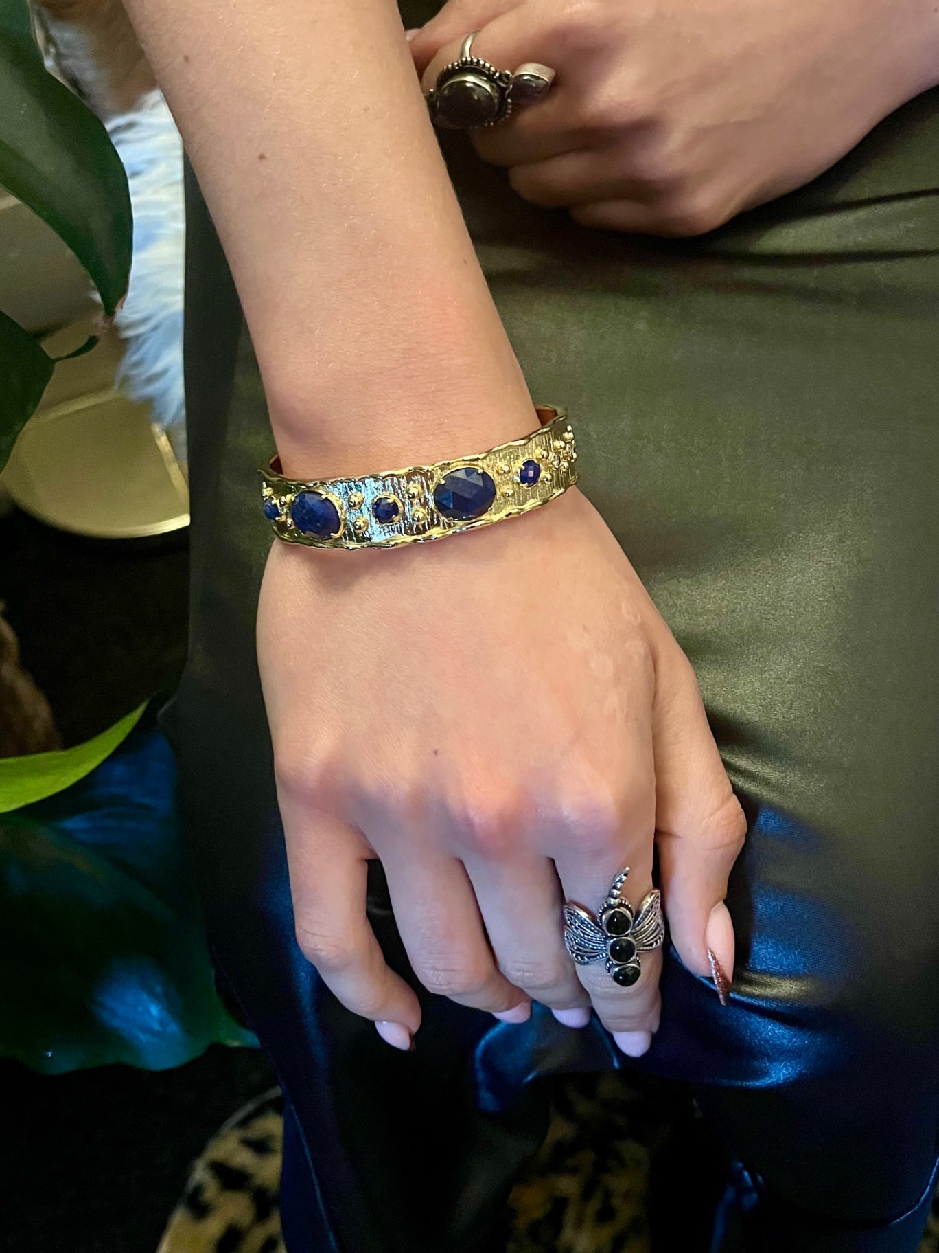 Temple Cuff Bracelet – Lapis Lazuli & Molten Gold