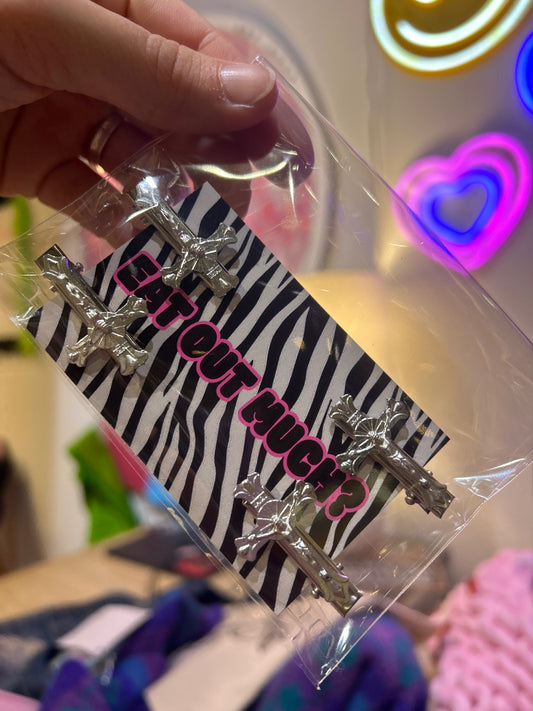 Cross hair clips