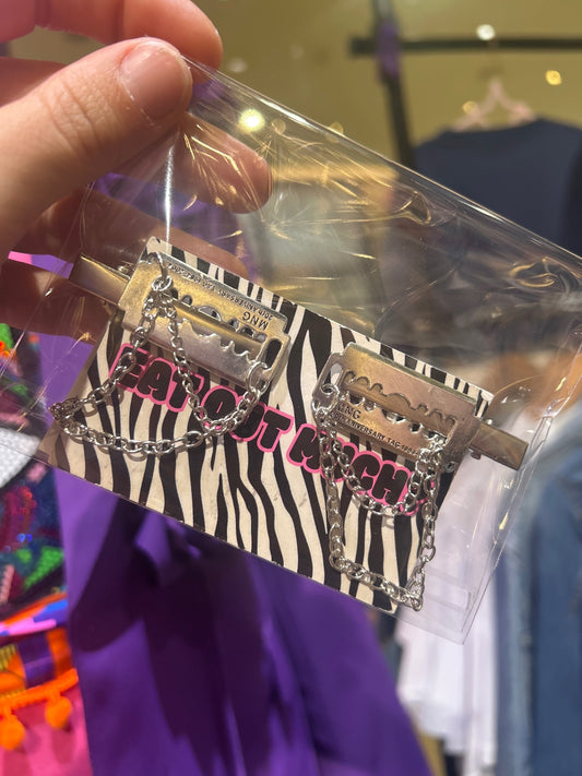 Razor blade hair clip