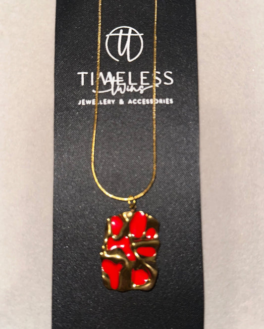 Bold necklace
