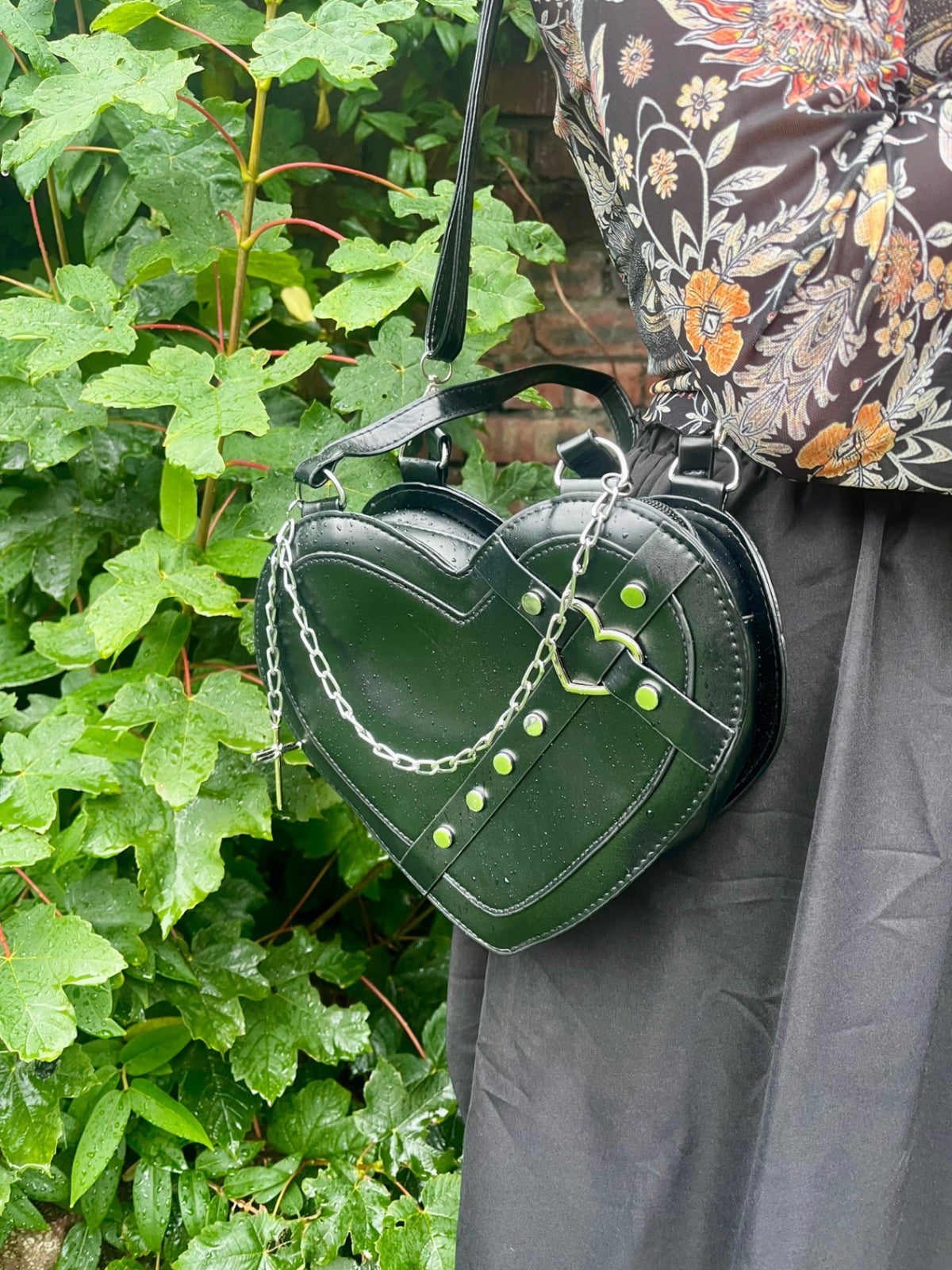 Black Heart Cross Bag