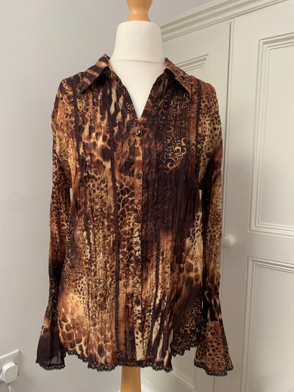 vintage animal print notations shirt