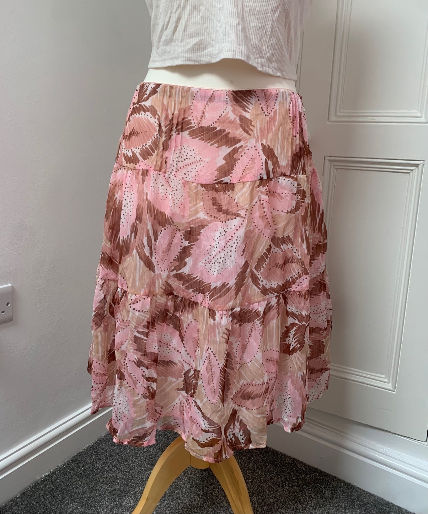 pink & brown leaf skirt 