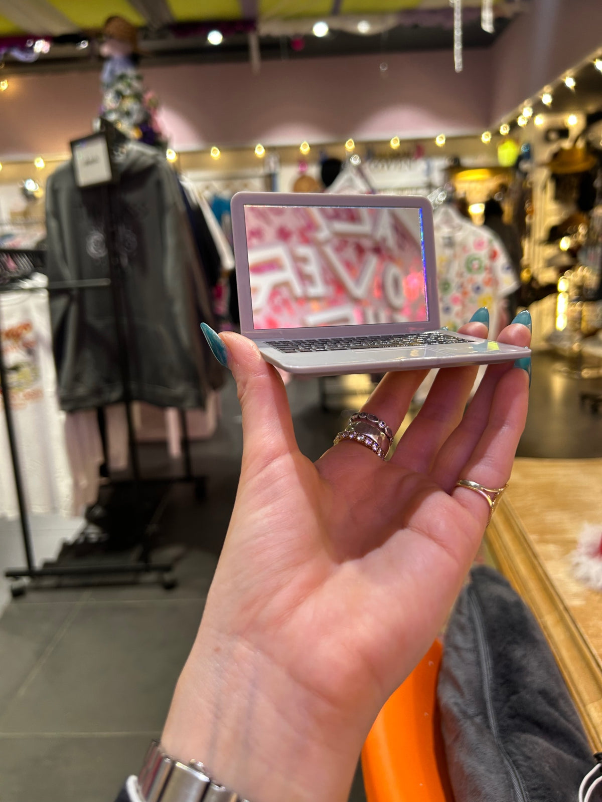 Laptop Mirror