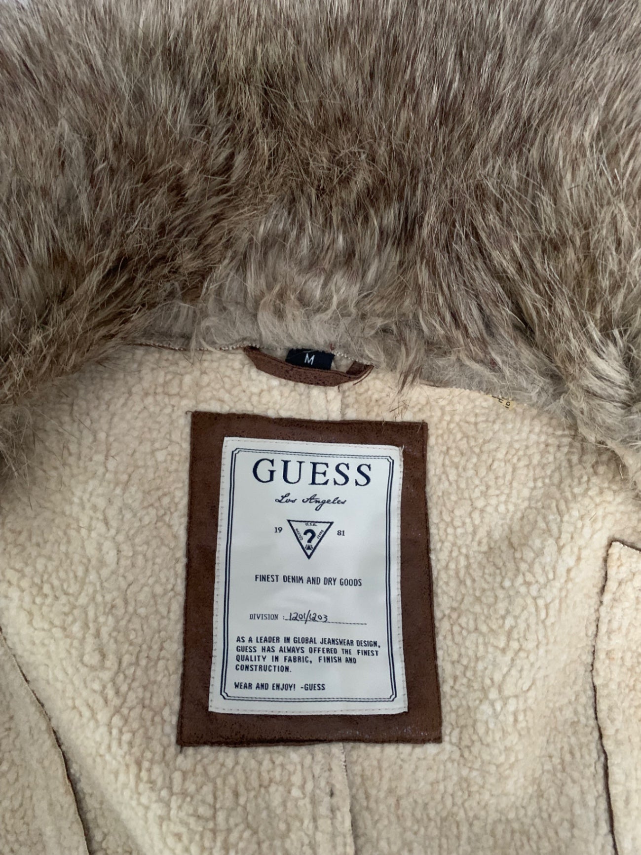 guess faux fur collar jacket 