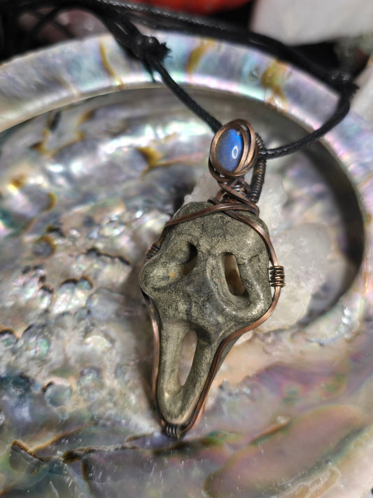Pyrite and labradorite scream necklace
