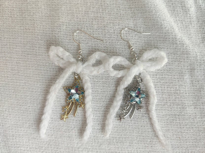 White crochet bows with sparkly star charms