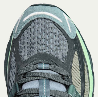 Adidas SFTM Cushion UK9.5 New