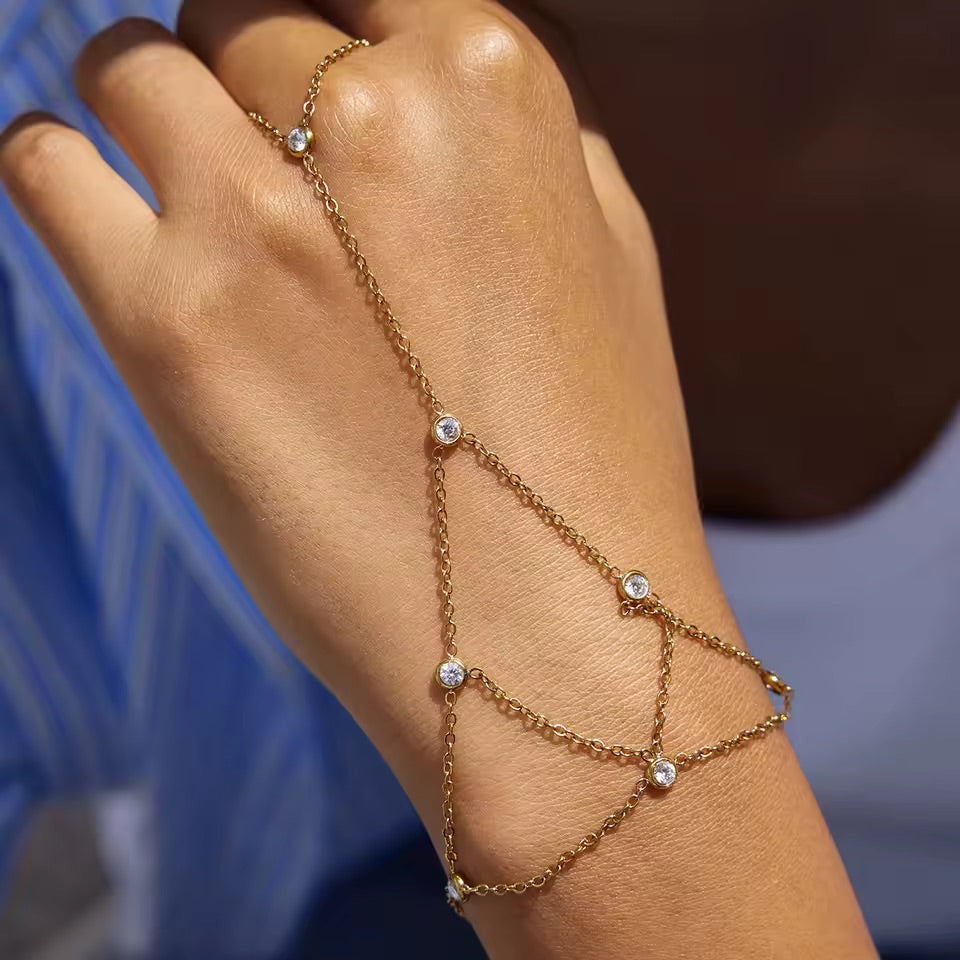 Luna Veil Hand Chain – Gold