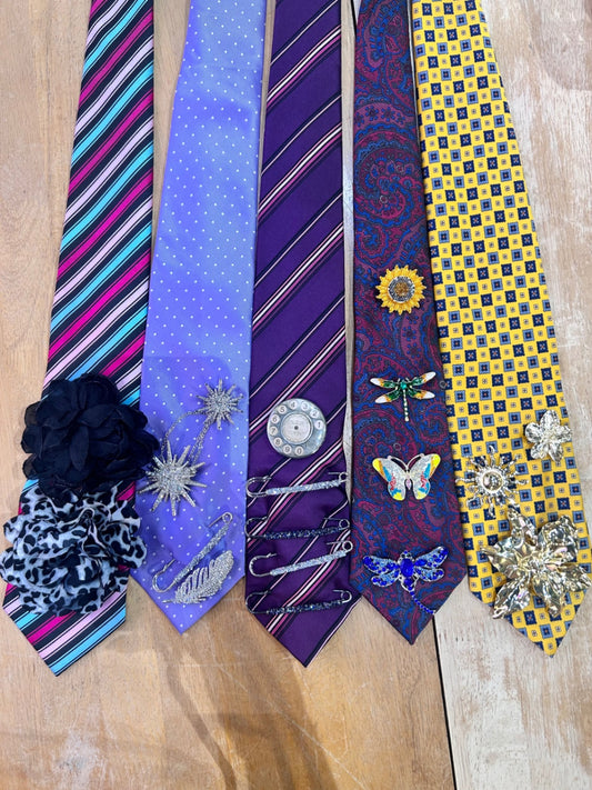 Vintage Tie Reworked - Yellow Gold Flower