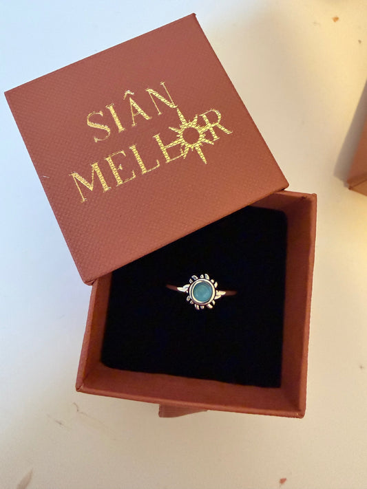 Silver, blue centre sun ring extendable 