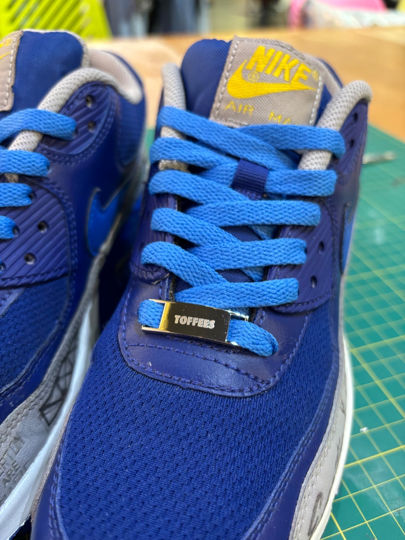 Nike Air Max 90 EFC Custom