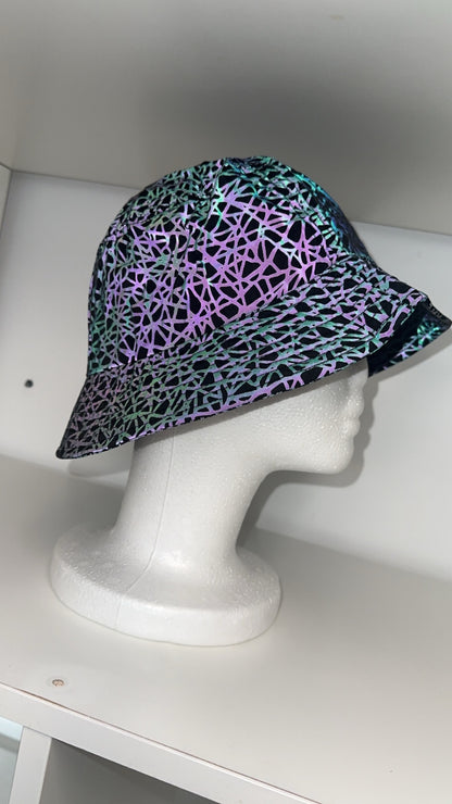 Grafiti line bucket hat 
