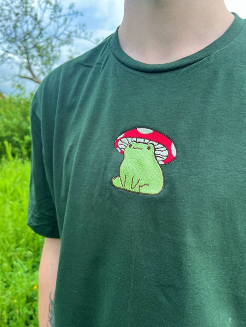 Unisex Toadstool Embroidered T-Shirt - LARGE