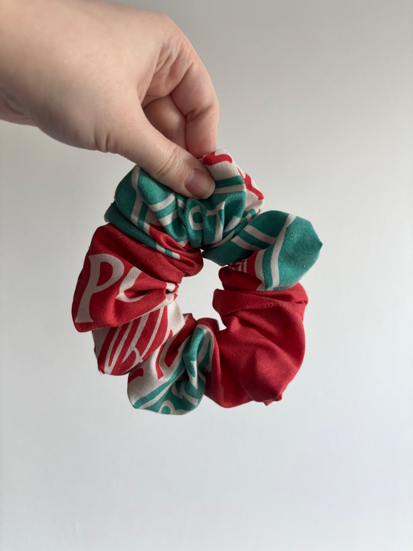 Liverpool Medium Scrunchie