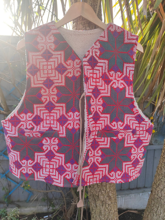 Woodstock Reversible Gilet - Vintage kantha fabric