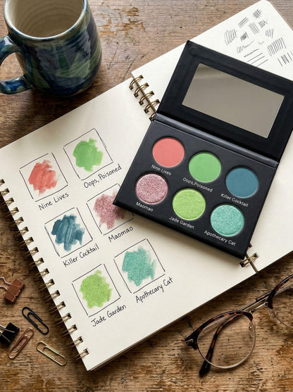 Apothecary Diaries Inspired Maomao Eyeshadow Palette