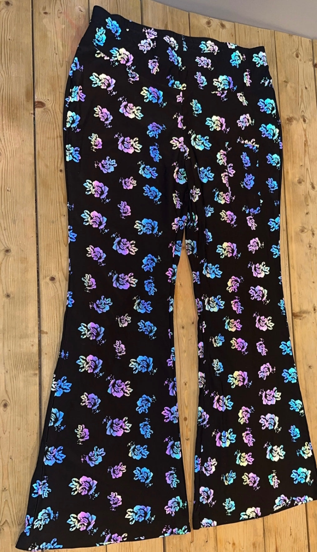 Rose reflective flares 
