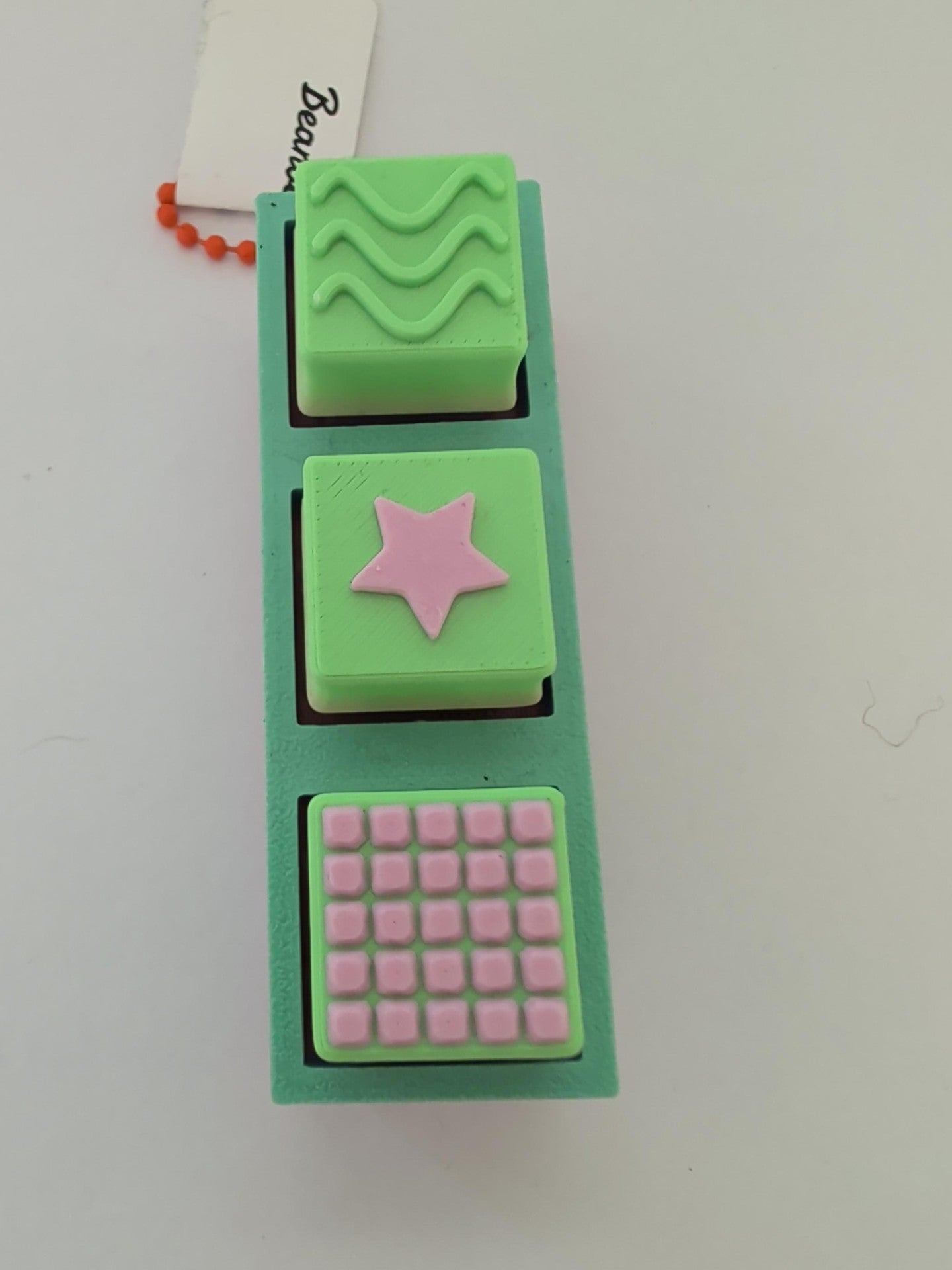 Spiky Brick Stim Clicker Keyring Green Star