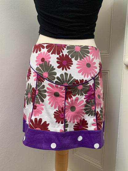 95% cotton mixed print white skirt