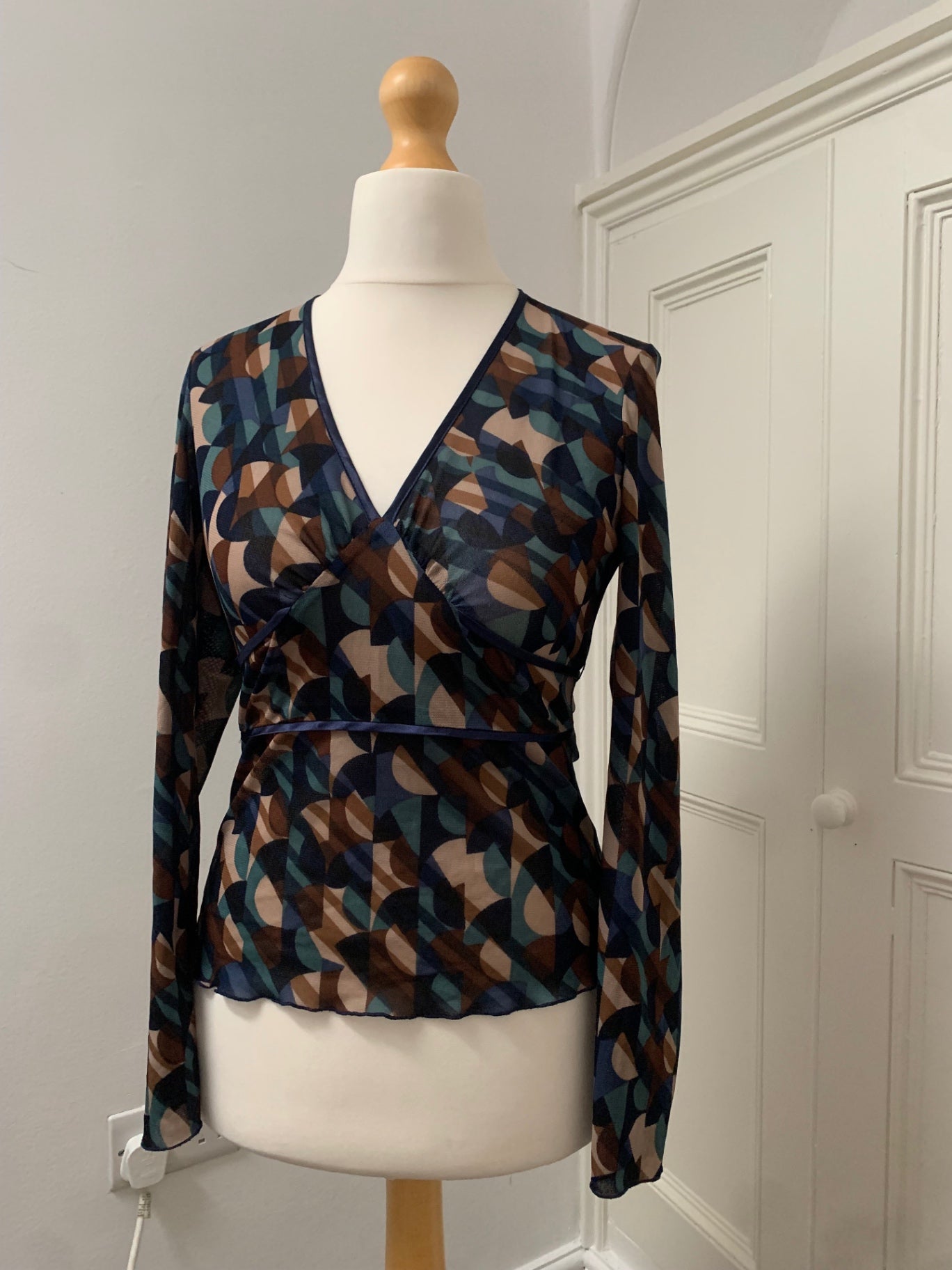 vintage 90s geometric top
