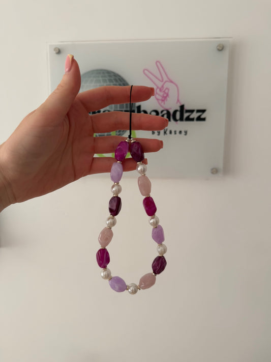 ‘Berry bliss’ phone charm