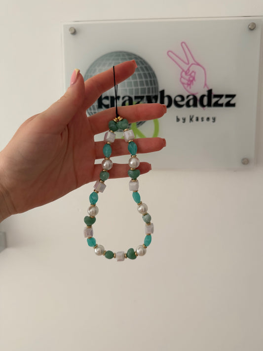 ‘Lagoon glow’ phone charm