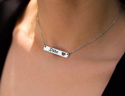 Engraved DYKE silver necklace 