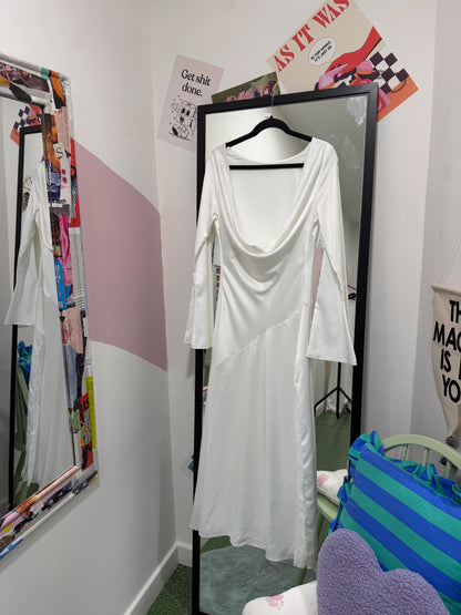 White Hen Do Fishtail Dress Size Large