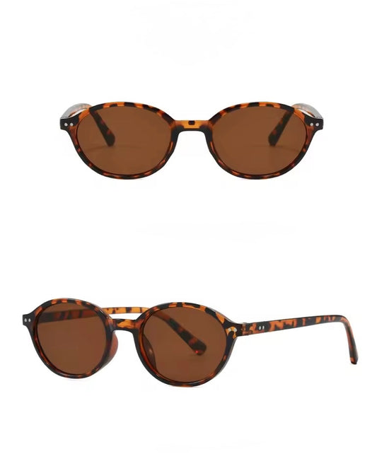 Blair Oval Sunglasses Tort