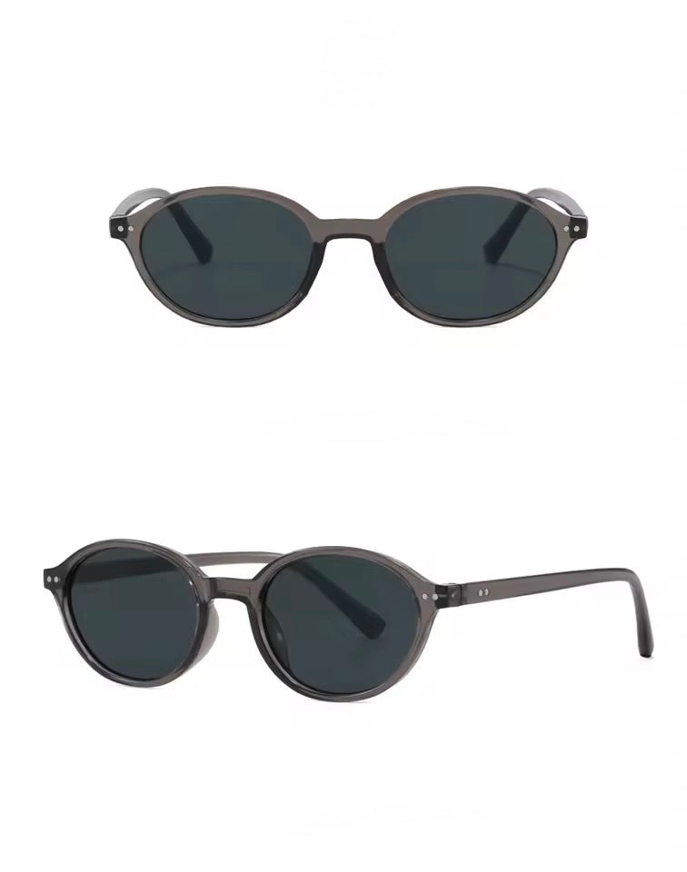 Blair Oval Sunglasses Grey