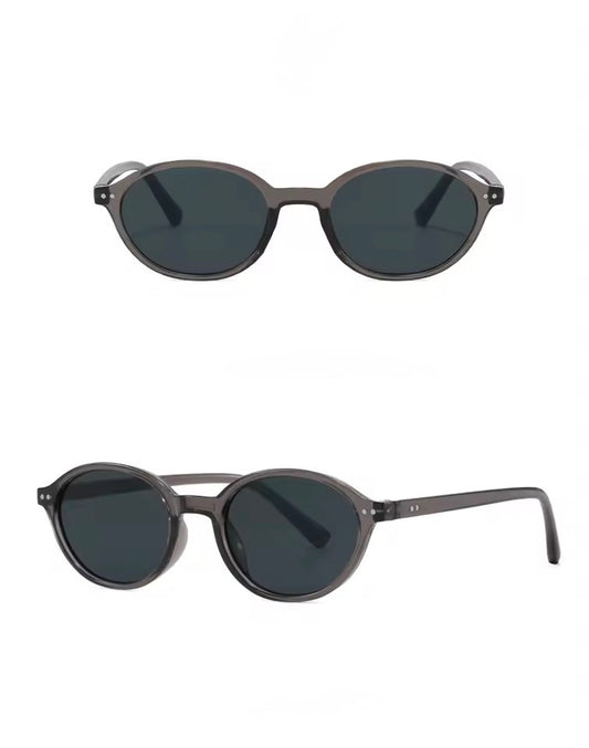 Blair Oval Sunglasses Grey