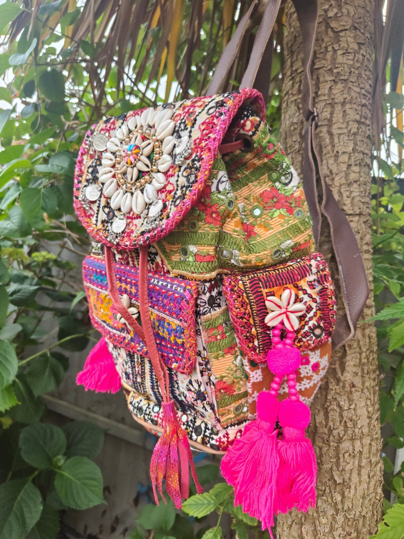 Skiathos back pack bag with leather straps