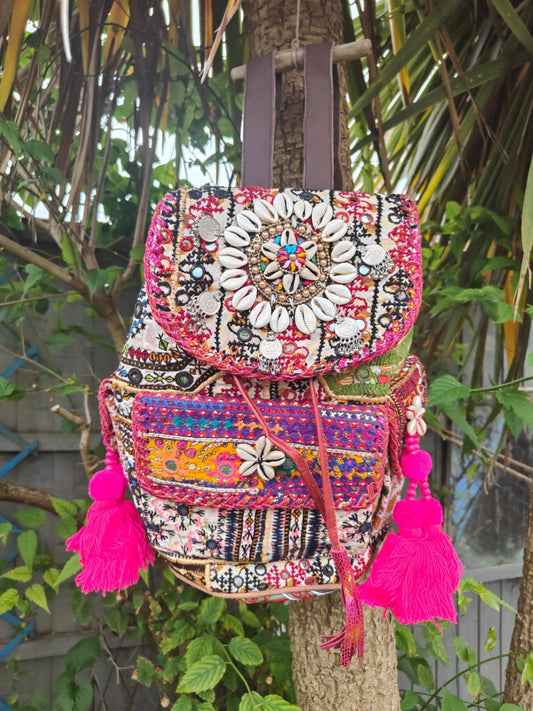 Skiathos back pack bag with leather straps