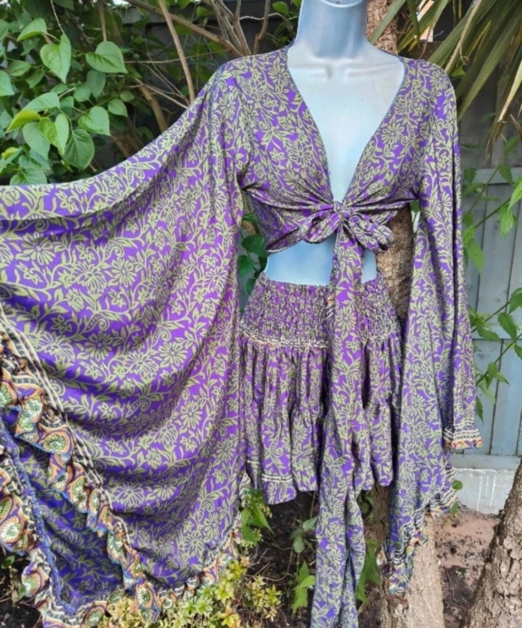 Stevie co ord set tie top & skirt