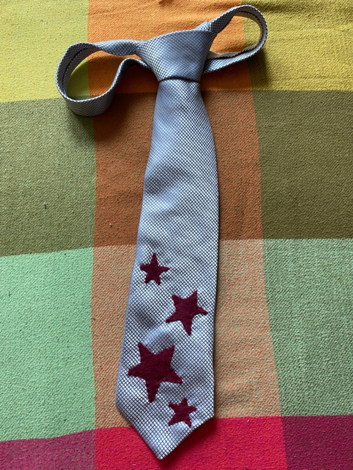 RED STARS Up-cycled tie with hand sewn design