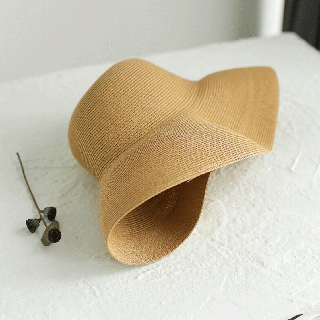 Beige Hepburn Hat 