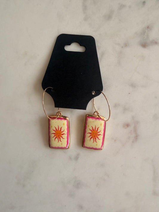 Sun motif 